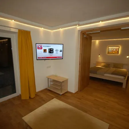 Alpenmond Appartement Leutasch